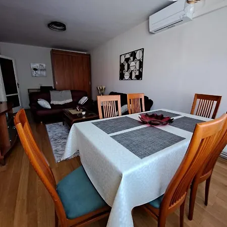 Iadera Apartamento